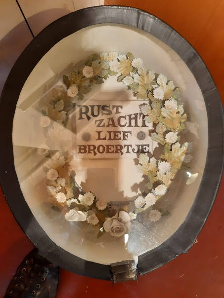 De gerestaureerde trommel en krans